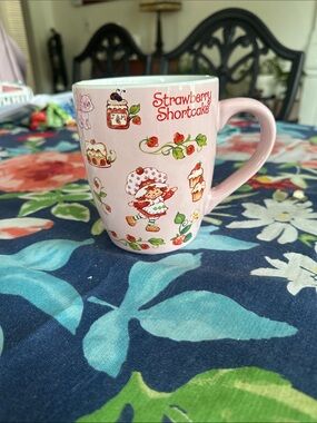 NWT Strawberry Shortcake Mug
